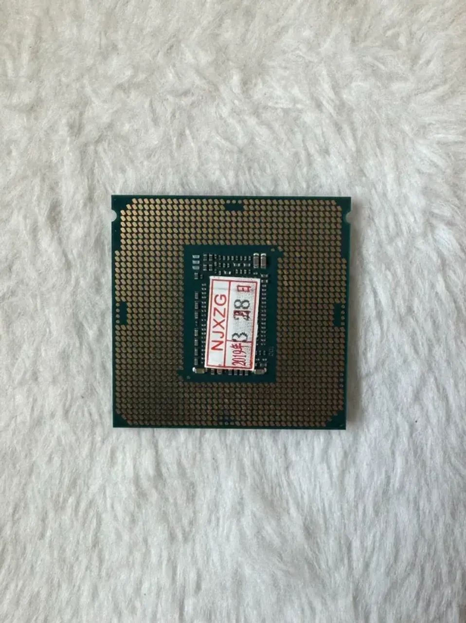 Processador Intel i7-8700K - 6 Núcleos, 12 Threads - Foto 4