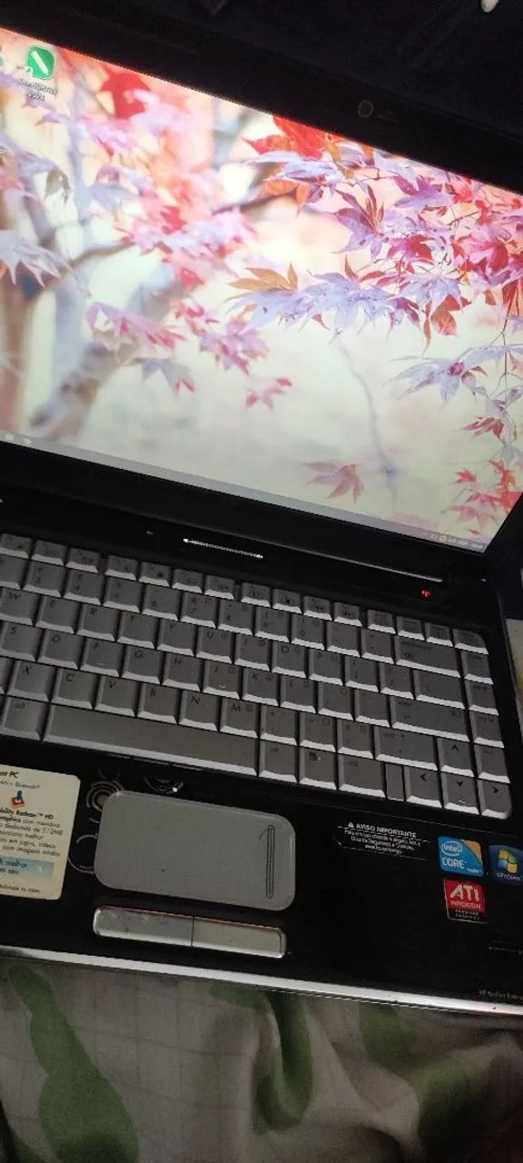 Notebook com tela de 14 polegadas