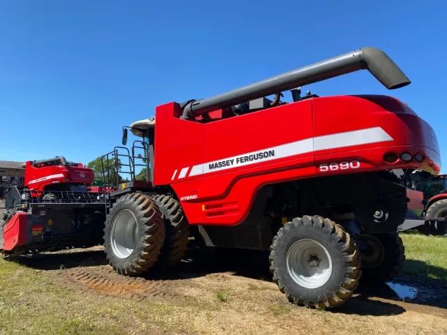 Colheitadeira Massey Ferguson - MF 5690, 1697 Horas Motor. Fabricação 2019 - Foto 5