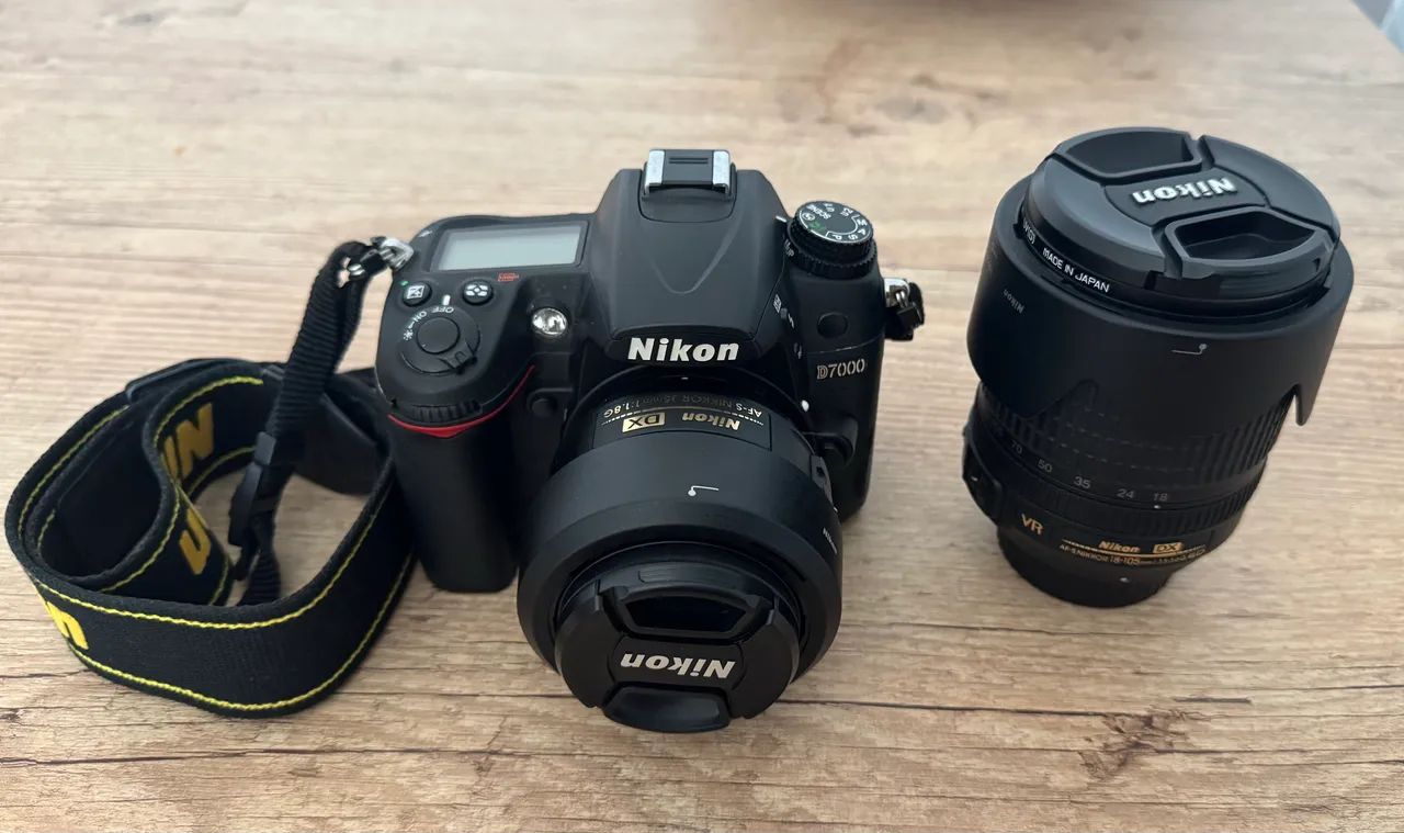 Nikon D7000 + 2 Lentes + bolsa de transporte