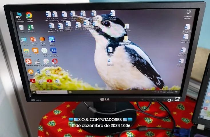 Monitor Semi novo * LG LCD 19 Polegadas VGA / DVI 06X S/Juros PIX 279,99. - Foto 3