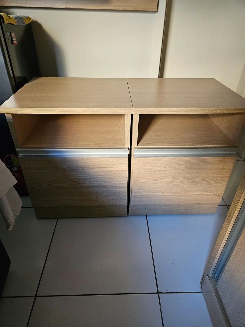 Pair of Nightstands 100% MDF64341727852546120