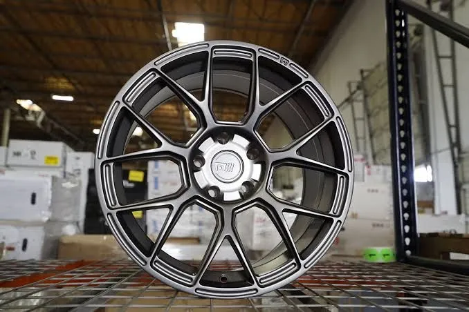 Rodas Aro 18 5x100 MOTEGI RACING MR147 Tala 8,5 Super Leves FlowForm MDK