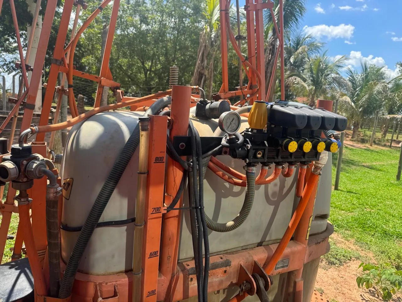 Pulverizador de Barras Jacto Condor AM14