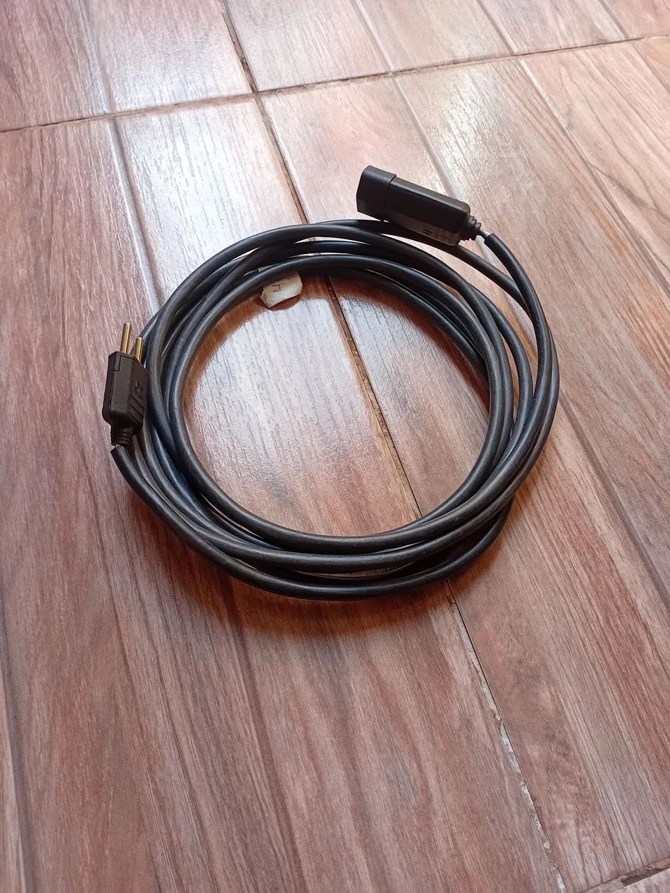 Electrical extension for tools64168499533185121