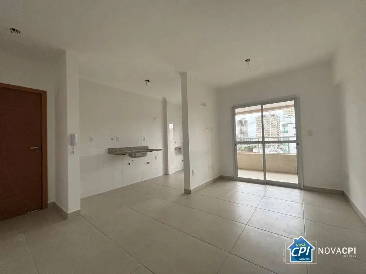 Apartamento para Locação com 2 Dormitórios na Guilhermina Praia Grande/SP