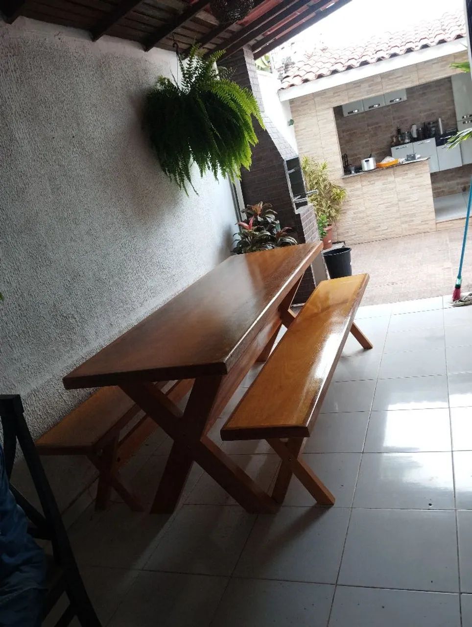 Mesa rústica com 2 bancos - Foto 5