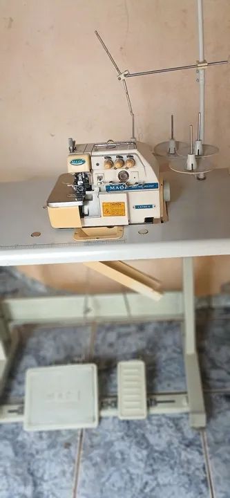 Maquina costura overlok industrial  - Foto 3