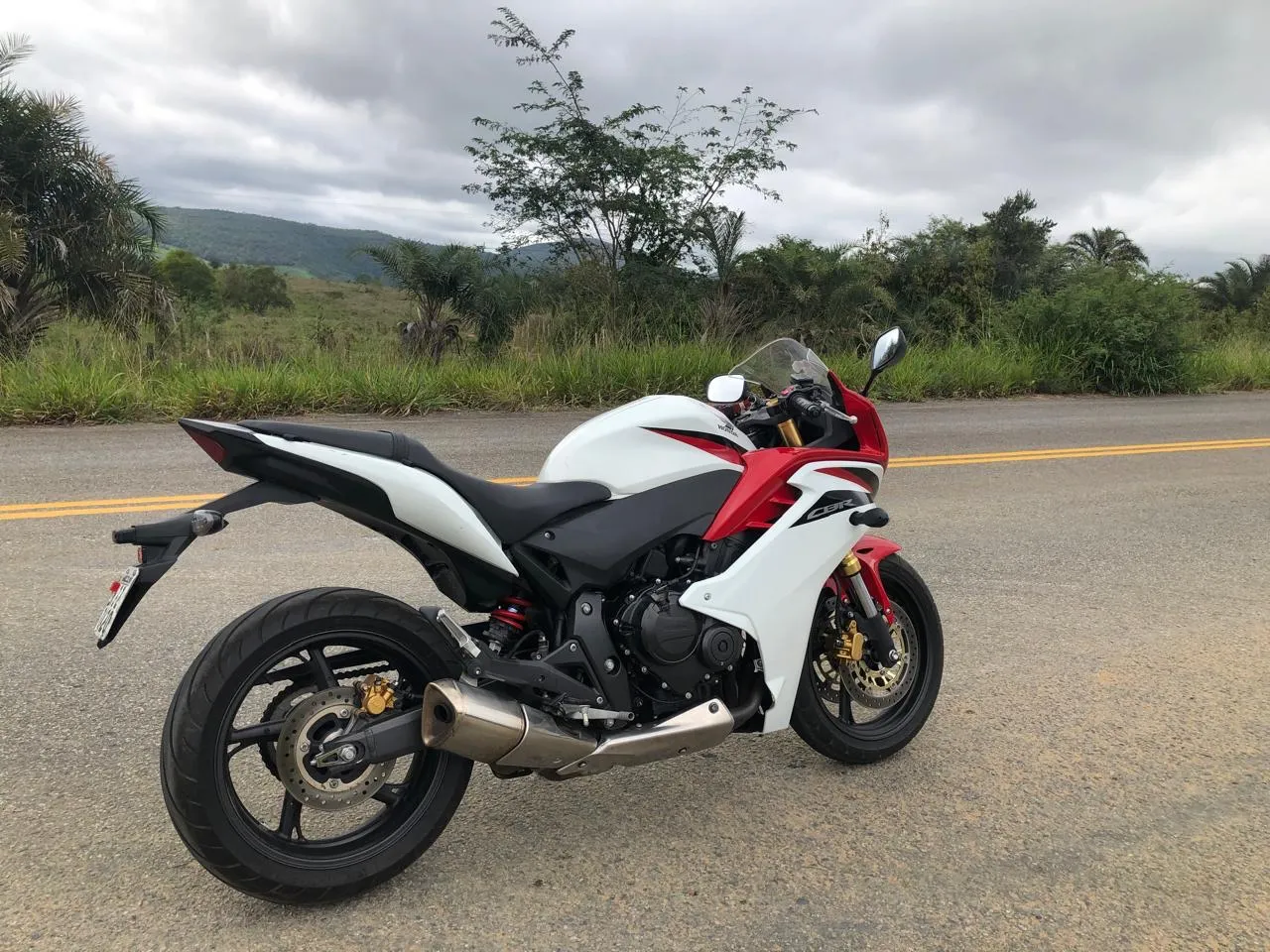 CBR 600 F RELÍQUIA!! 12mil km rodados! 