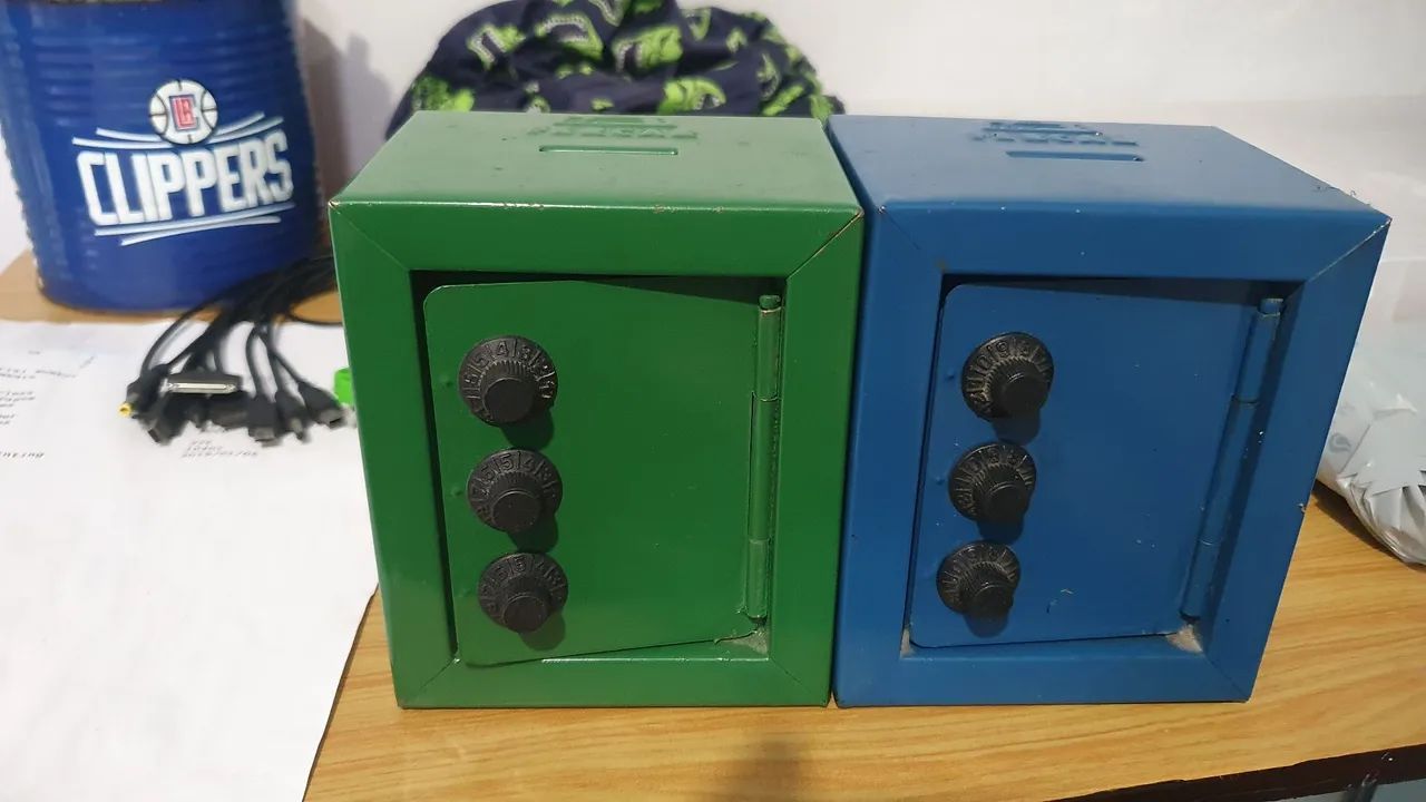 Cofrinhos Divertidos - Verde e Azul - Foto 2