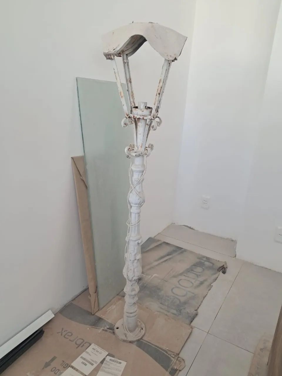 Poste de iluminação ferro fundido - Foto 2