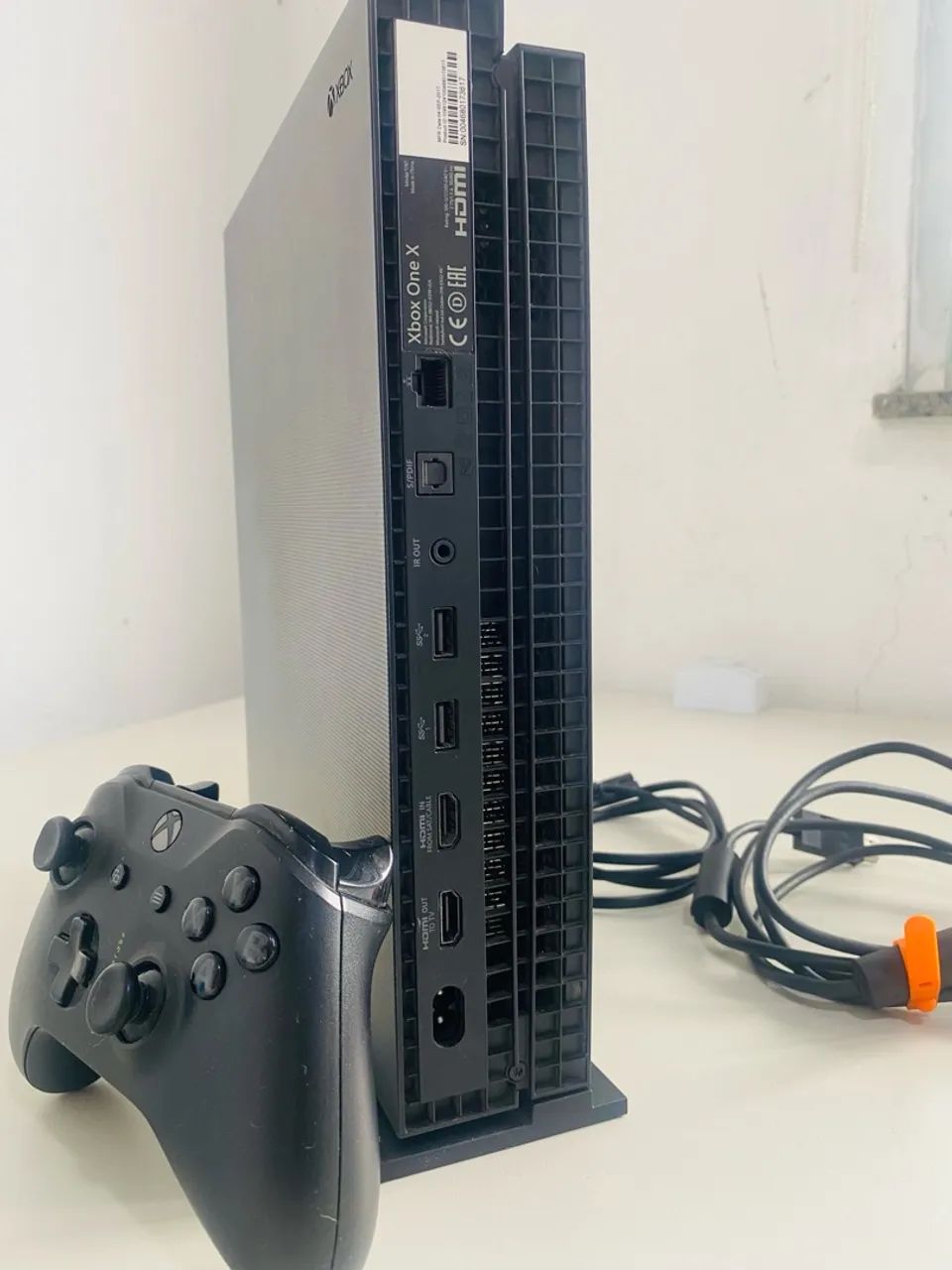 Xbox One X Project Scorpio Edição Limitada - Foto 4