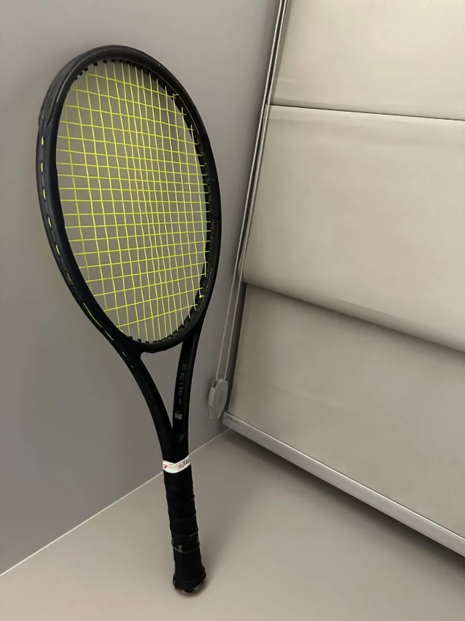 Raquete de Tênis Pro Staff 97L v13