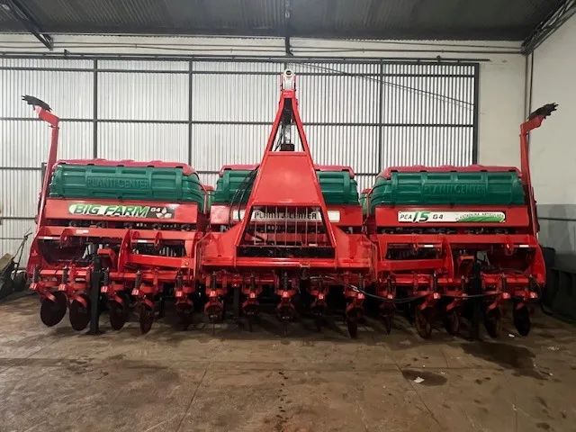 Plantadeira Planti center 15 linhas Big Farm ano 2014