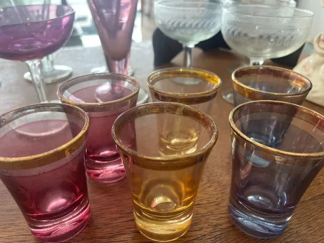 06 Copinhos para Shot  ou Drinks Anos 50/60-Coloridos - Foto 3