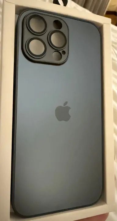 Capinha para iPhone 16 Pro Max em vidro azul - Foto 2