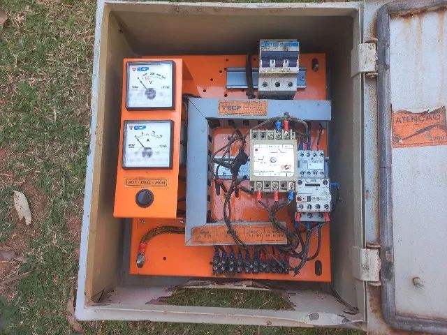 Bomba Submersa ebara HP:1,5 4bps1-26 220v FASES: 3 c/ Painel de Força - Foto 2