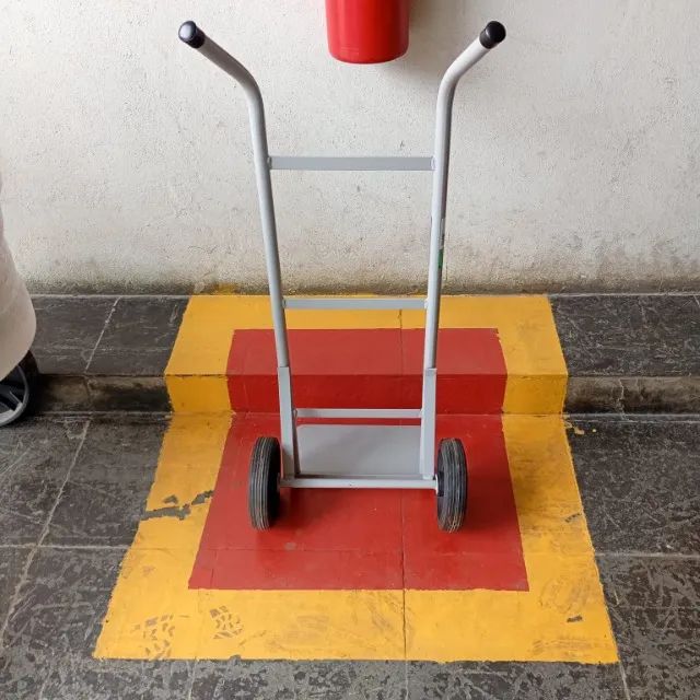 Carrinho armazém capacidade 120kg - Foto 2