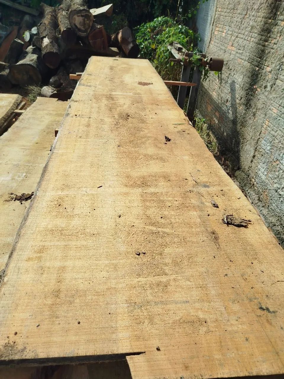 Wood planks64294296205570123