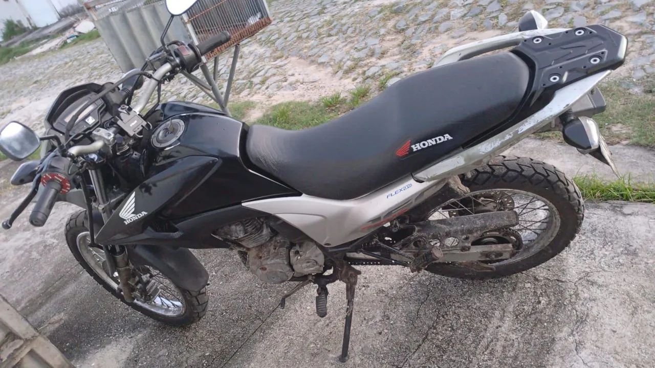 Vende-se Bros 2015 ou troca 