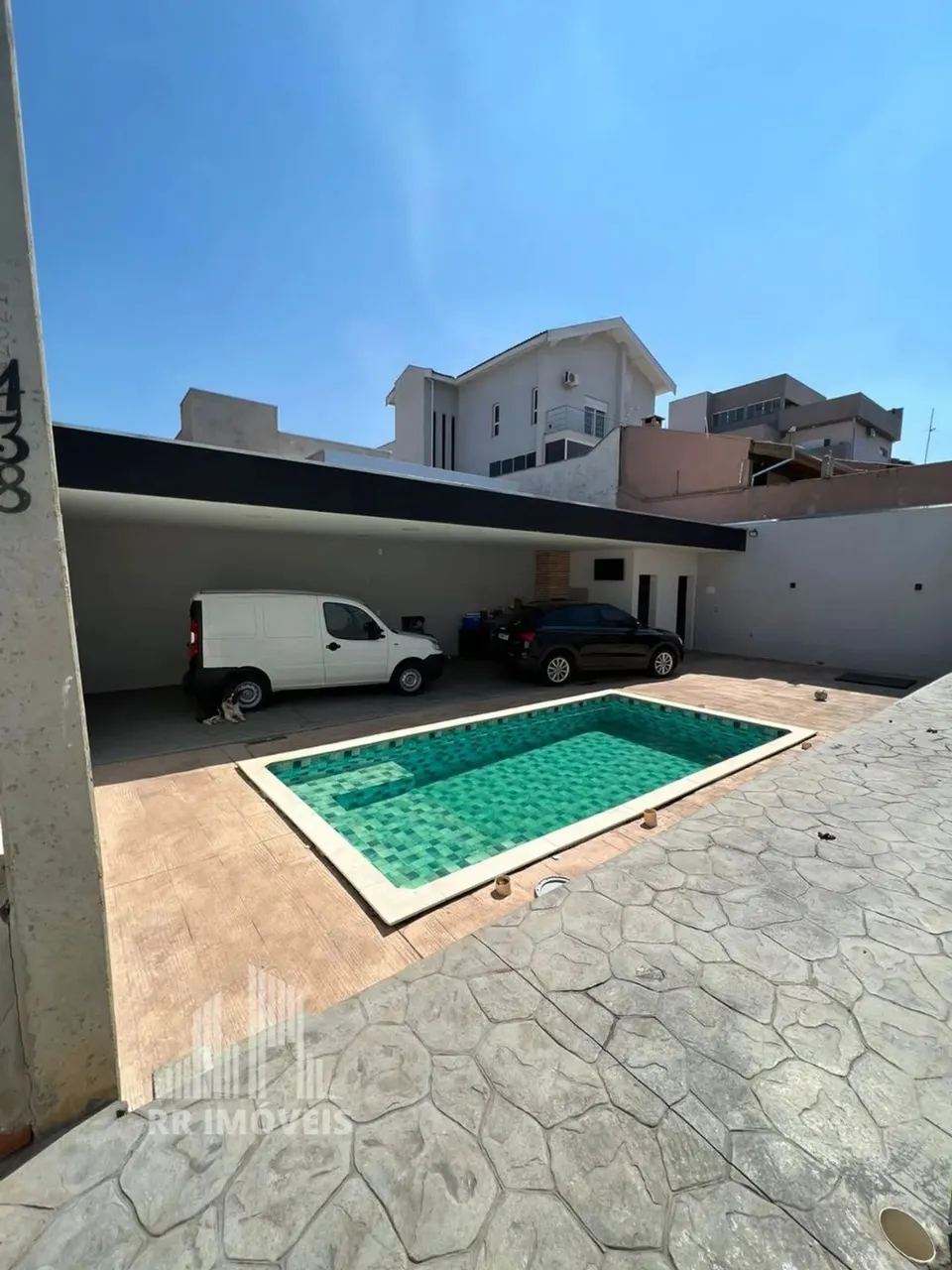 RR0031D Casa a Venda 212m² JARDIM MARIA HELENA - OPORTUNIDADE - 3 Dorms 2 Vagas - Nova Ode