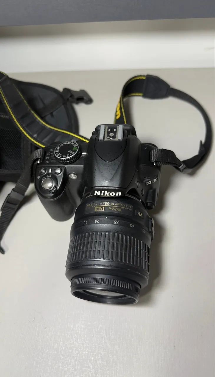 Troco ou vendo câmera Nikon Kit D3100 + Lente 18-55mm Vr Dslr Cor