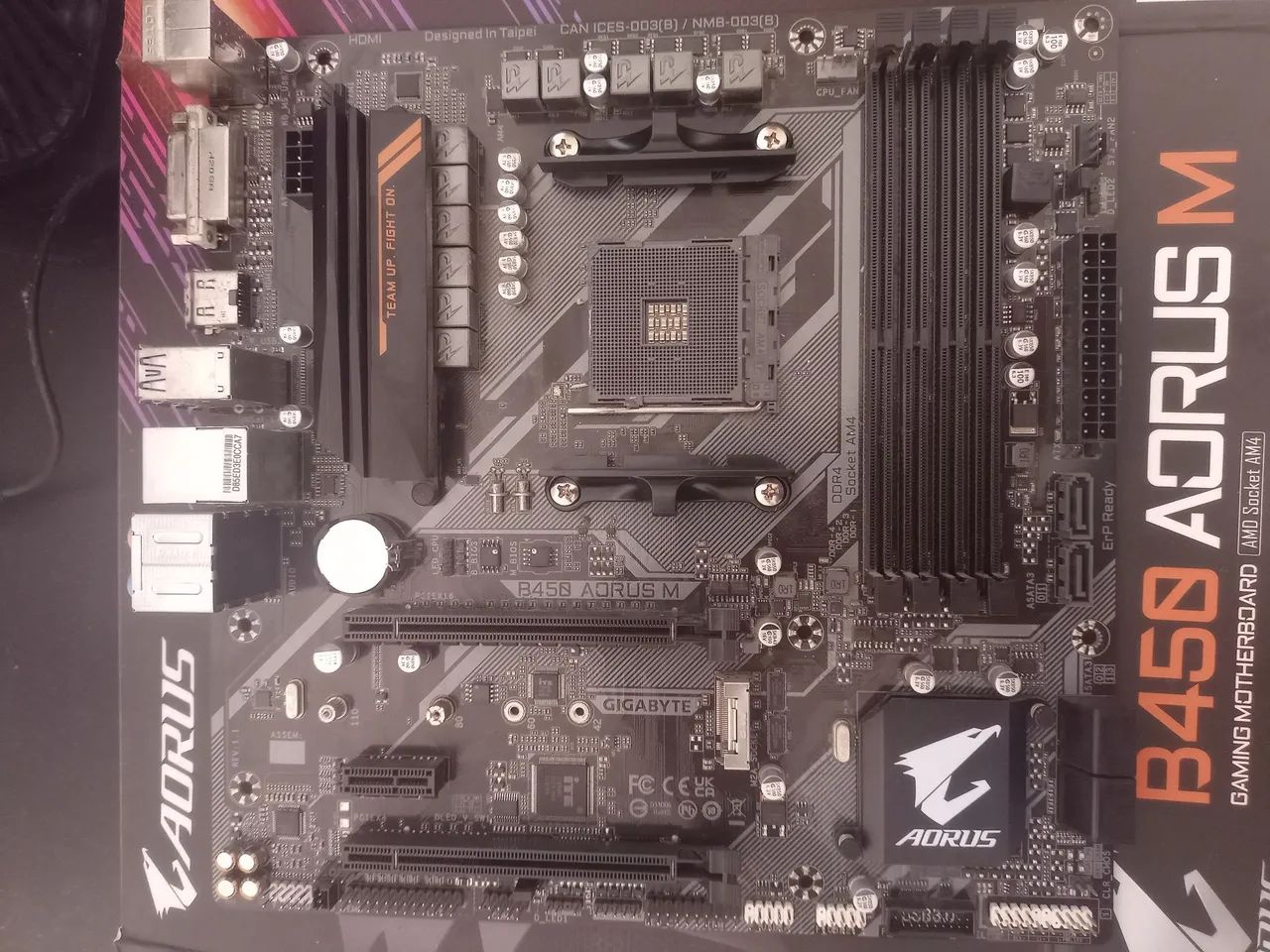 Placa Mãe b450m Aorus - Foto 2