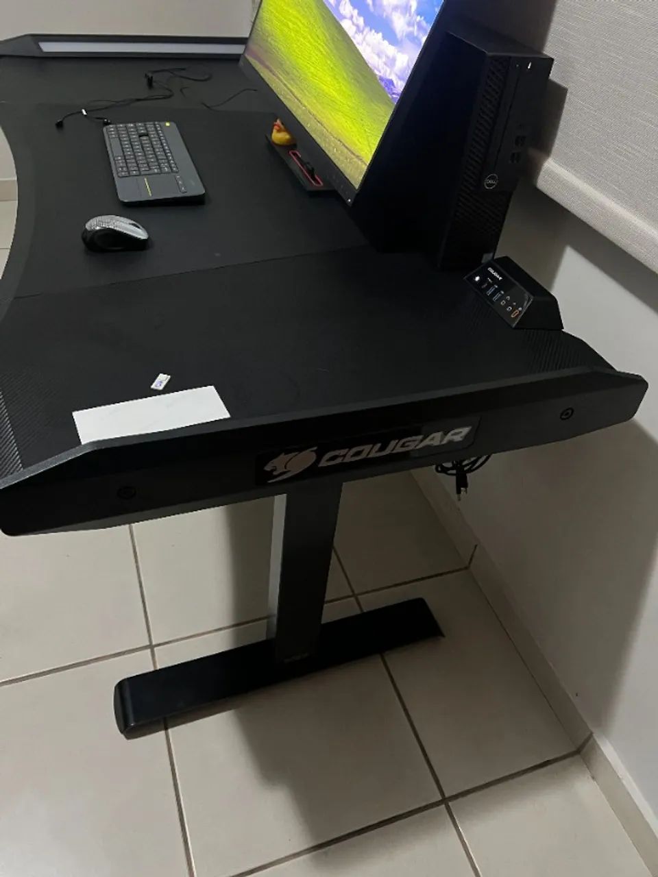 mesa gamer cougar e-mars com ajuste de altura e rgb - Foto 2