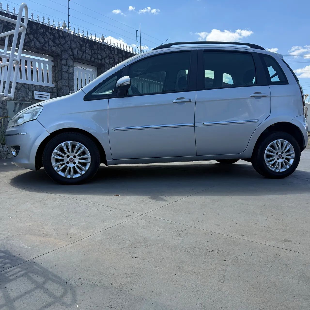 Fiat Idea Idea ESSENCE 1.6 Flex 16V 5p 2013