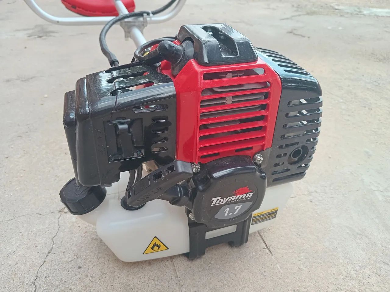 Roçadeira Toyama 1.7 - Ferramentas de Construção - Bom Jesus