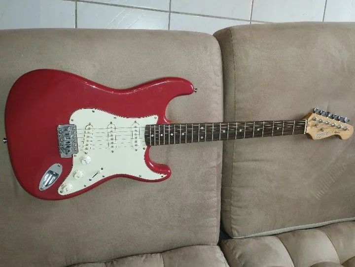 Guitarra CRUZER BY CRAFTER