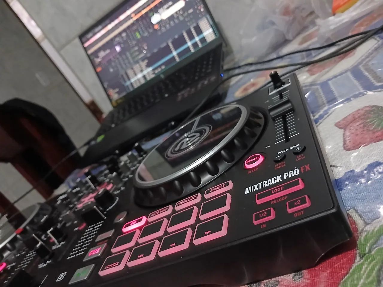 Mixtrack pro fx - Foto 2