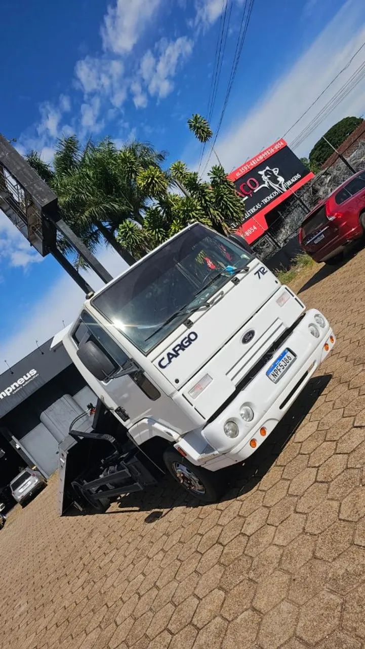 FORD CARGO 710
