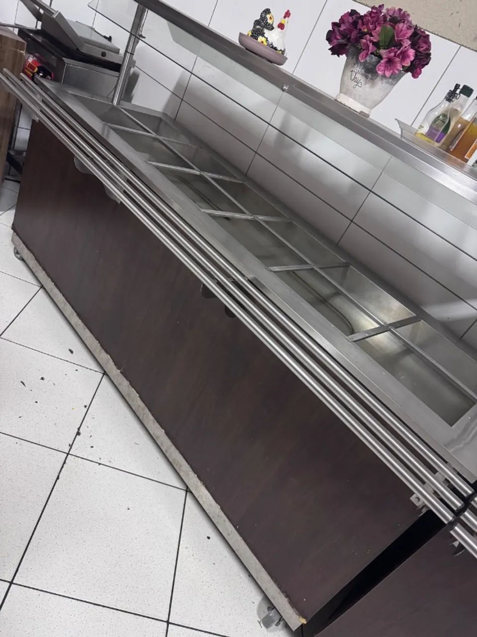 Buffet restaurante quente e frio - Foto 2