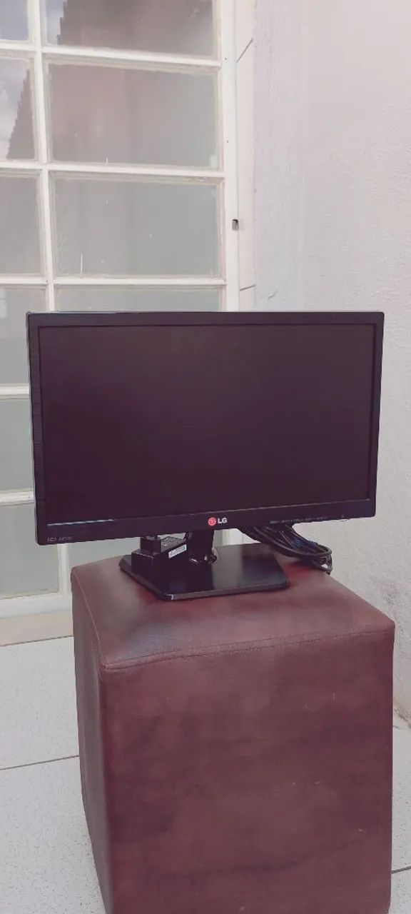 Monitor LG 20 Polegadas com Fonte Externa - Foto 4