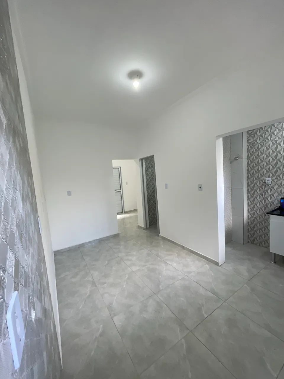 Casa 1 dormitório, lavanderia, sala integrada  - Foto 3