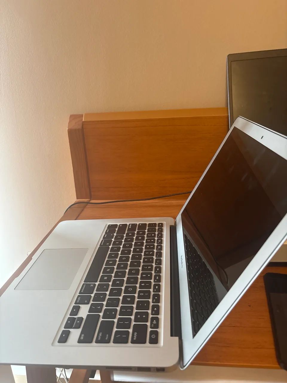 Apple MacBook Air A1466 - Notebooks - Condomínio Residencial