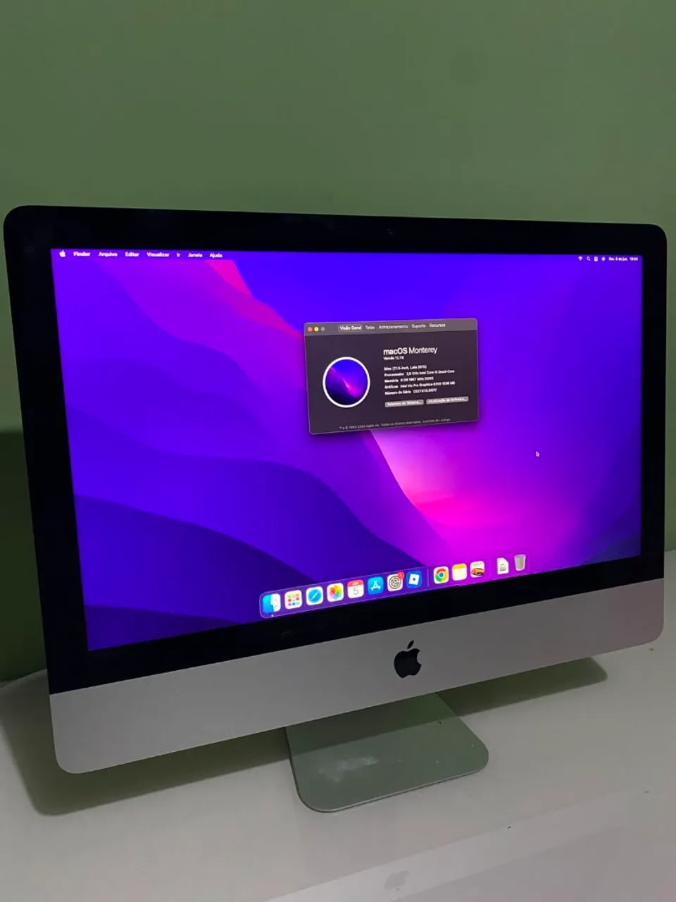 【apple】iMac Late2015 21.5-inch【新品】 iMac 21,5 - Apple Late 2015 - SSD 256GB - Computadores e Desktops
