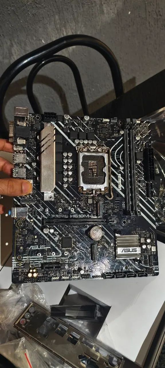 Placa mãe Asus H610-A DDR5 - Foto 4