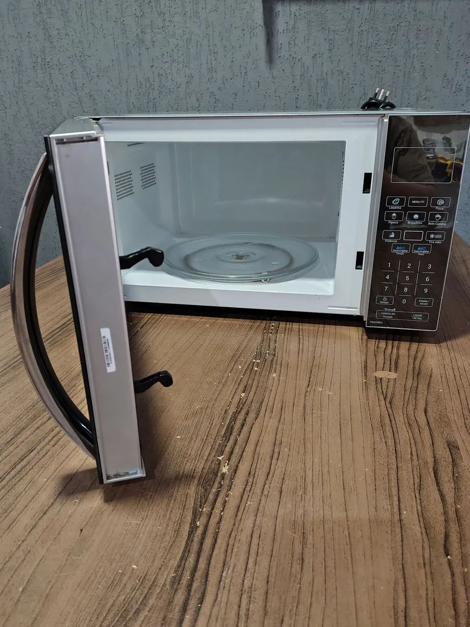 Microondas Philco espelhado 110V 16 litros Últil 