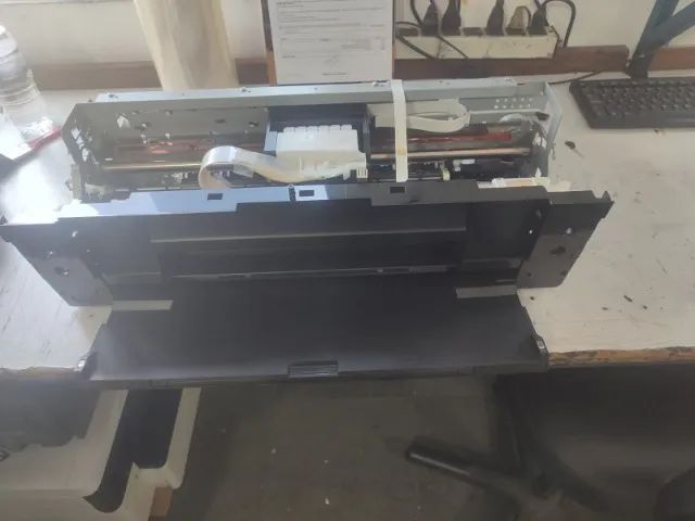 IMPRESSORA EPSON L1800 PARA tIRAR PEÇAS