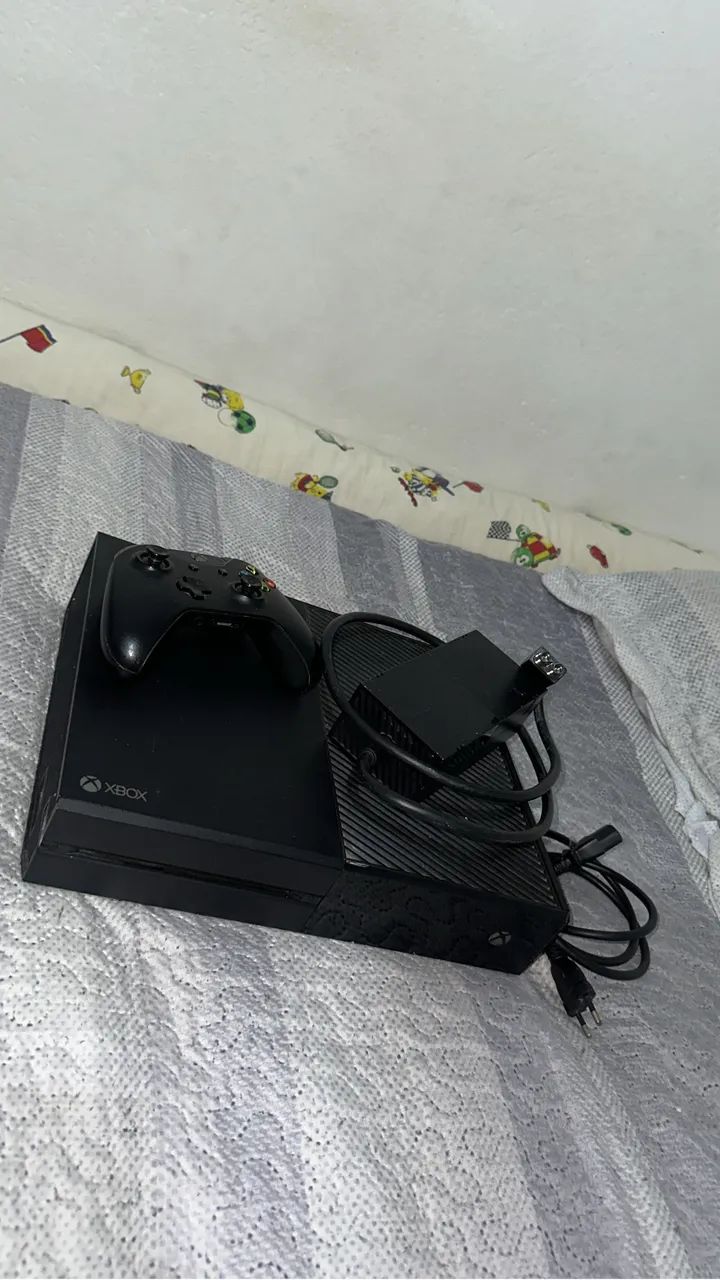 Vendo Xbox One 500 Gb
