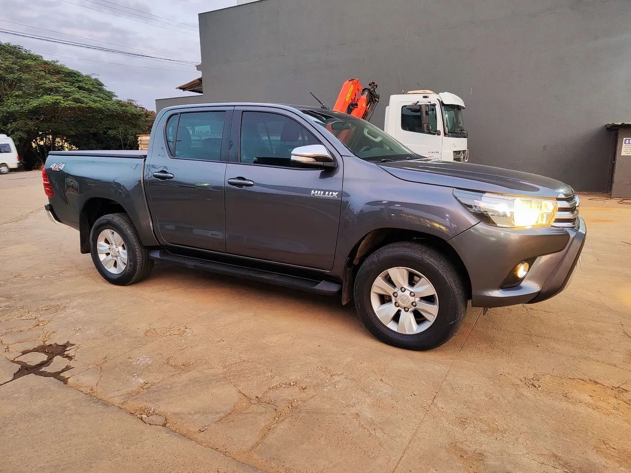 Toyota Hilux 2016