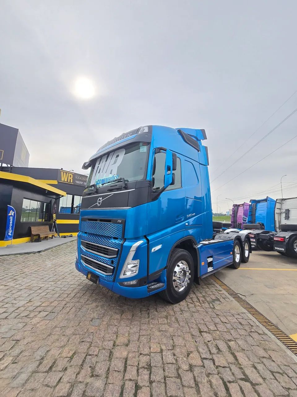 FH540 6x4 2024. 14 Marchas  - Foto 2