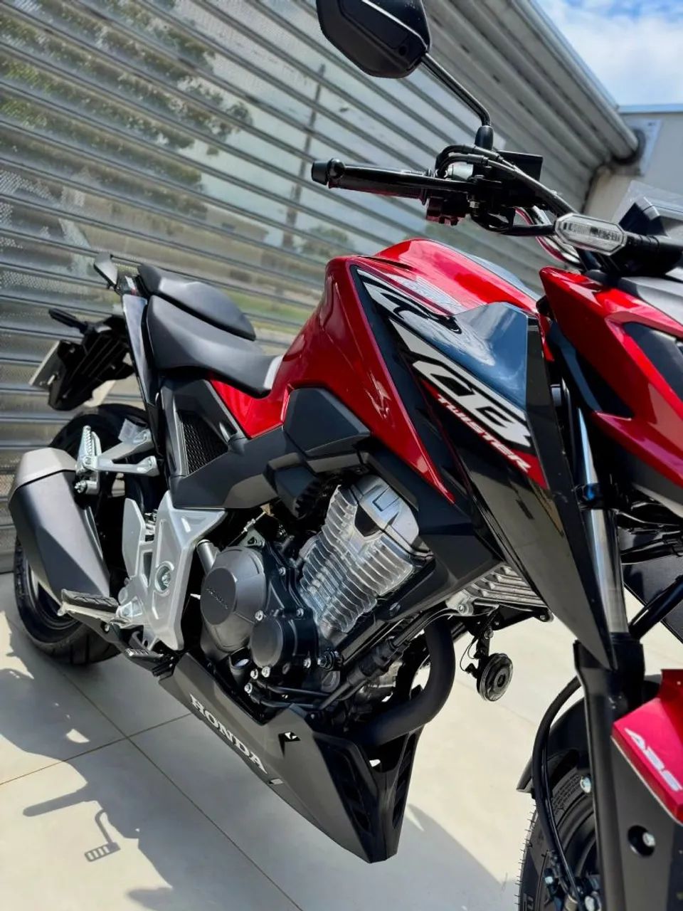 CB300F TWISTER  2025 - Foto 5