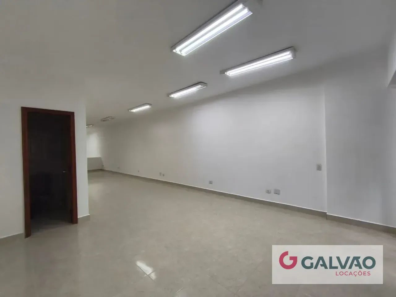 Sala/Conjunto Comercial no Centro de 121,00 m² - 35622.018-GL - Foto 4