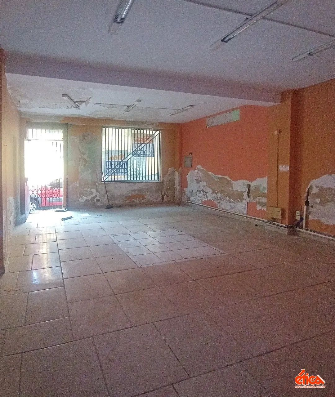 Imóvel localizado no centro comercial tradicional da Campina | 02 pavimentos| mede aprox.  - Foto 2