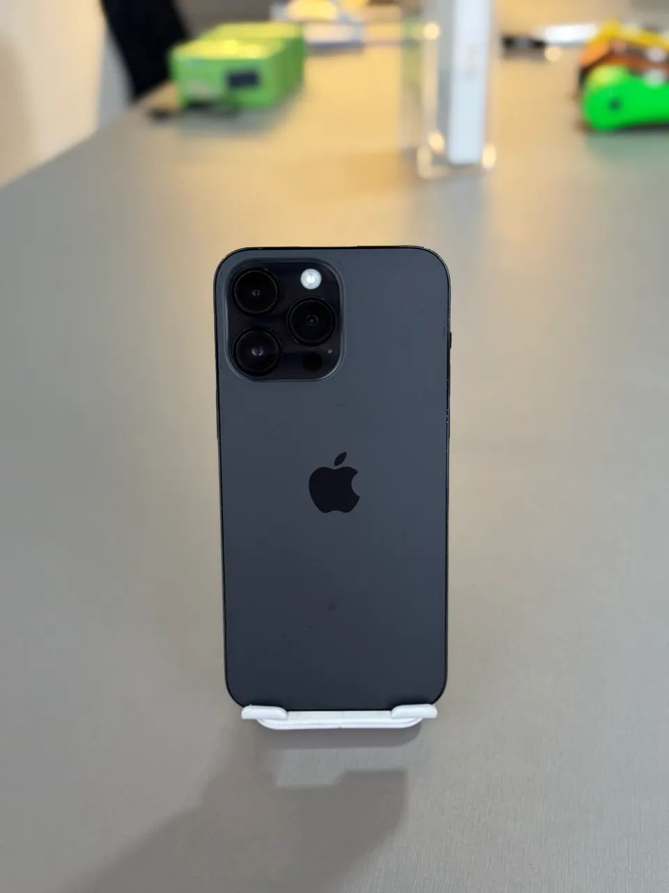 IPhone 14 Pro Max 256 gigas três meses de garantia