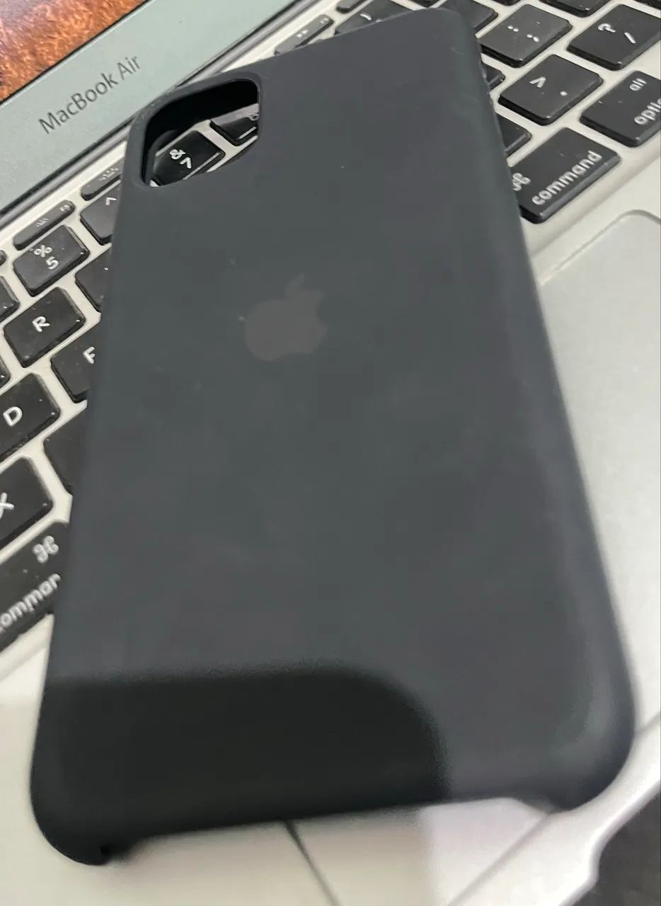 Duas Capas iPhone 11 Pro Max.  - Foto 2
