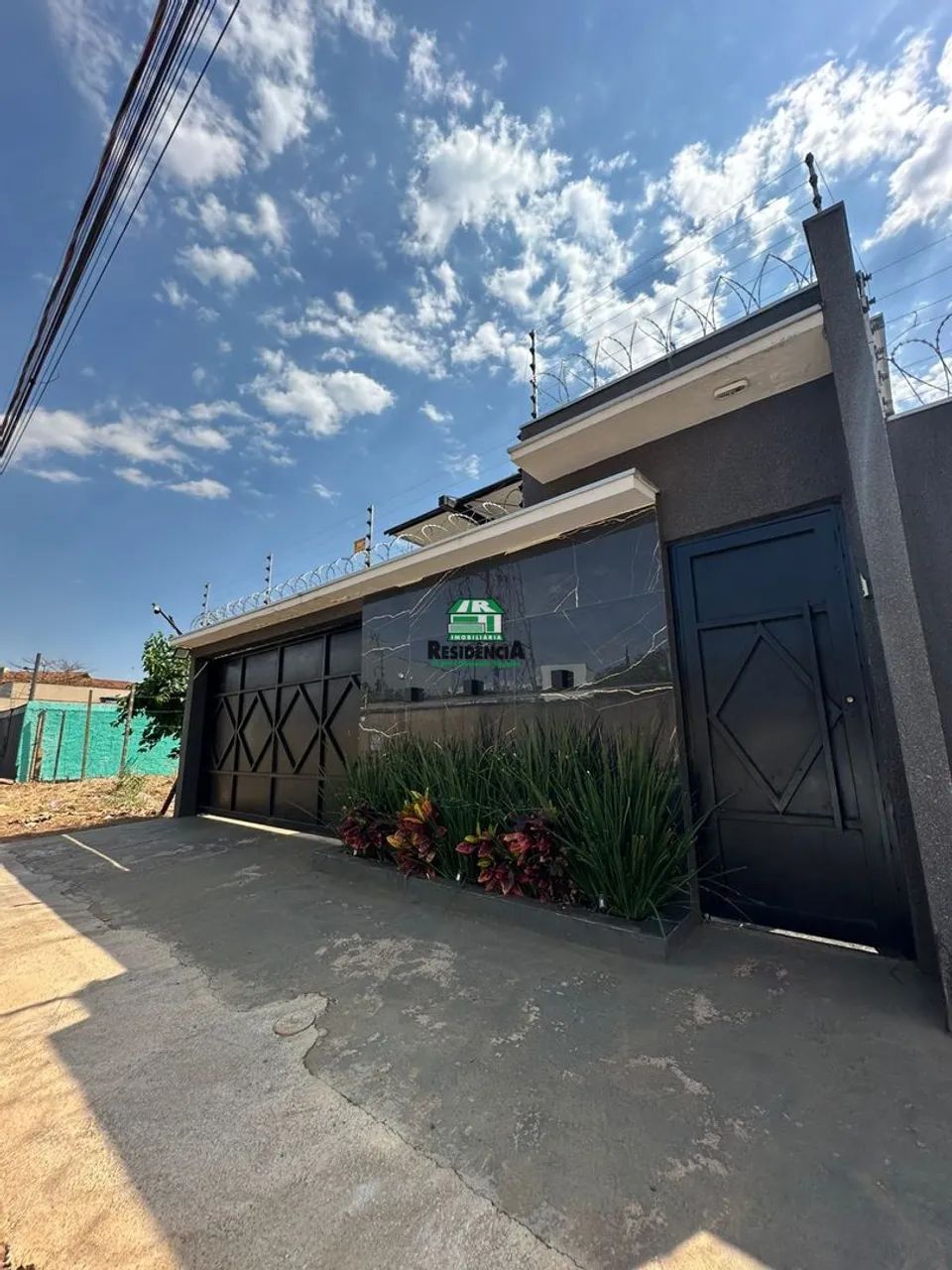 Casa com 3 Quartos, Piscina e Energia Solar - Foto 2